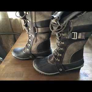 Sorel boots Conquest Carly